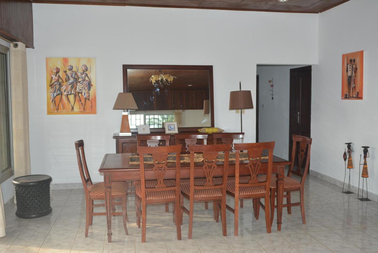 Villa Les 3 Oisillons Kribi Exteriér fotografie